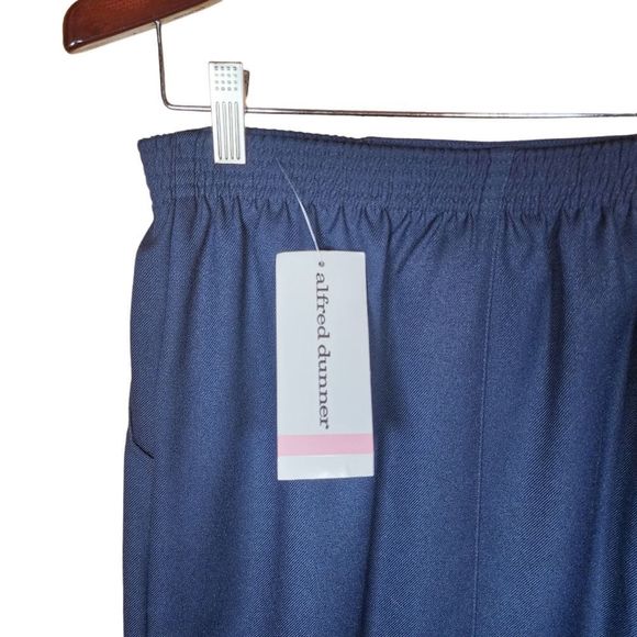 Alfred Dunner Navy Blue Midi Skirt w/ Pockets Women's Size 10 New - Picture 3 of 9